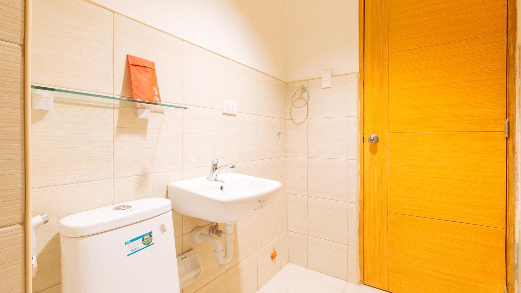 Reddoorz Plus At Alpina Heights Paranaque Paranaque City 외부 사진