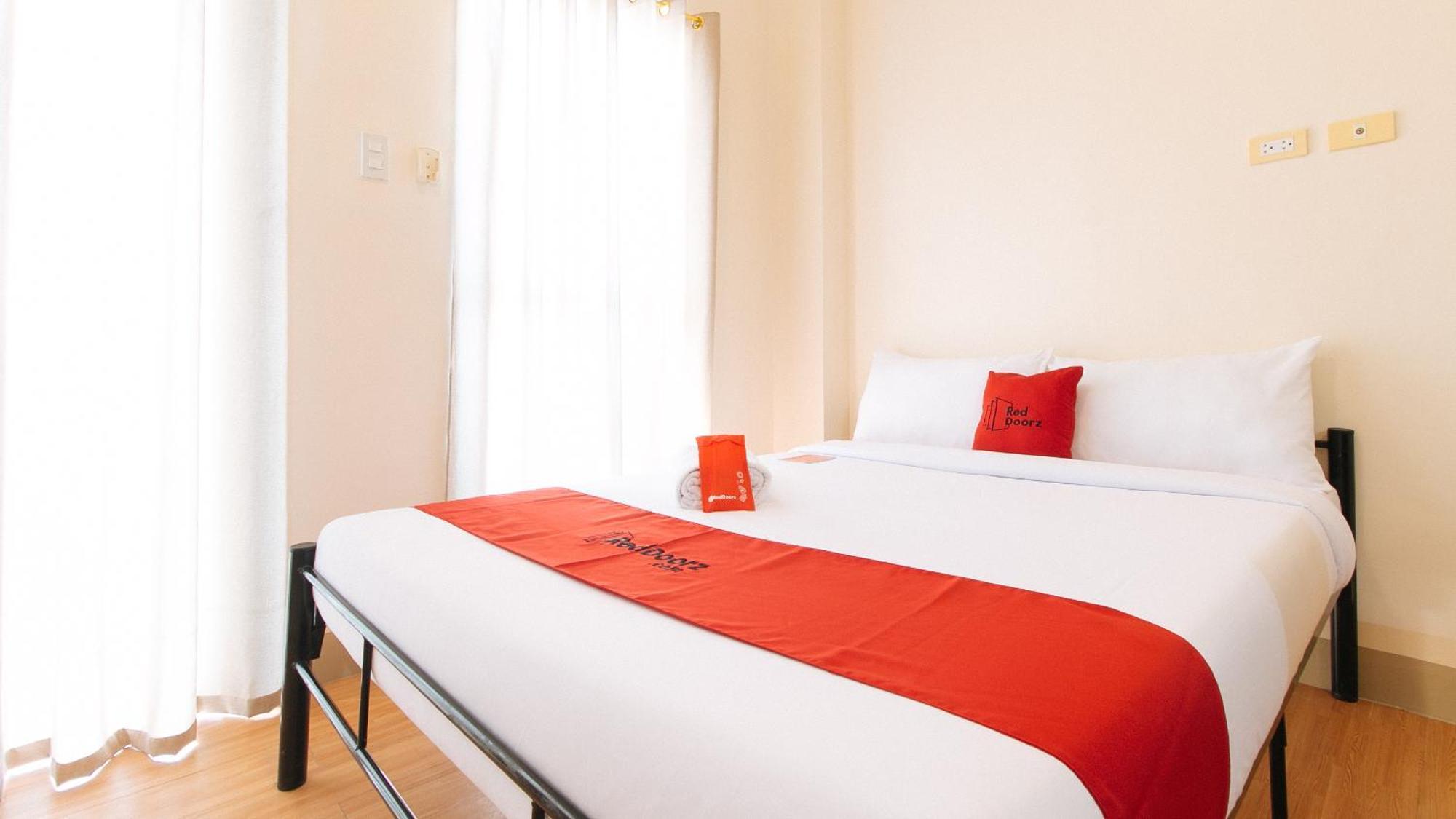 Reddoorz Plus At Alpina Heights Paranaque Paranaque City 외부 사진