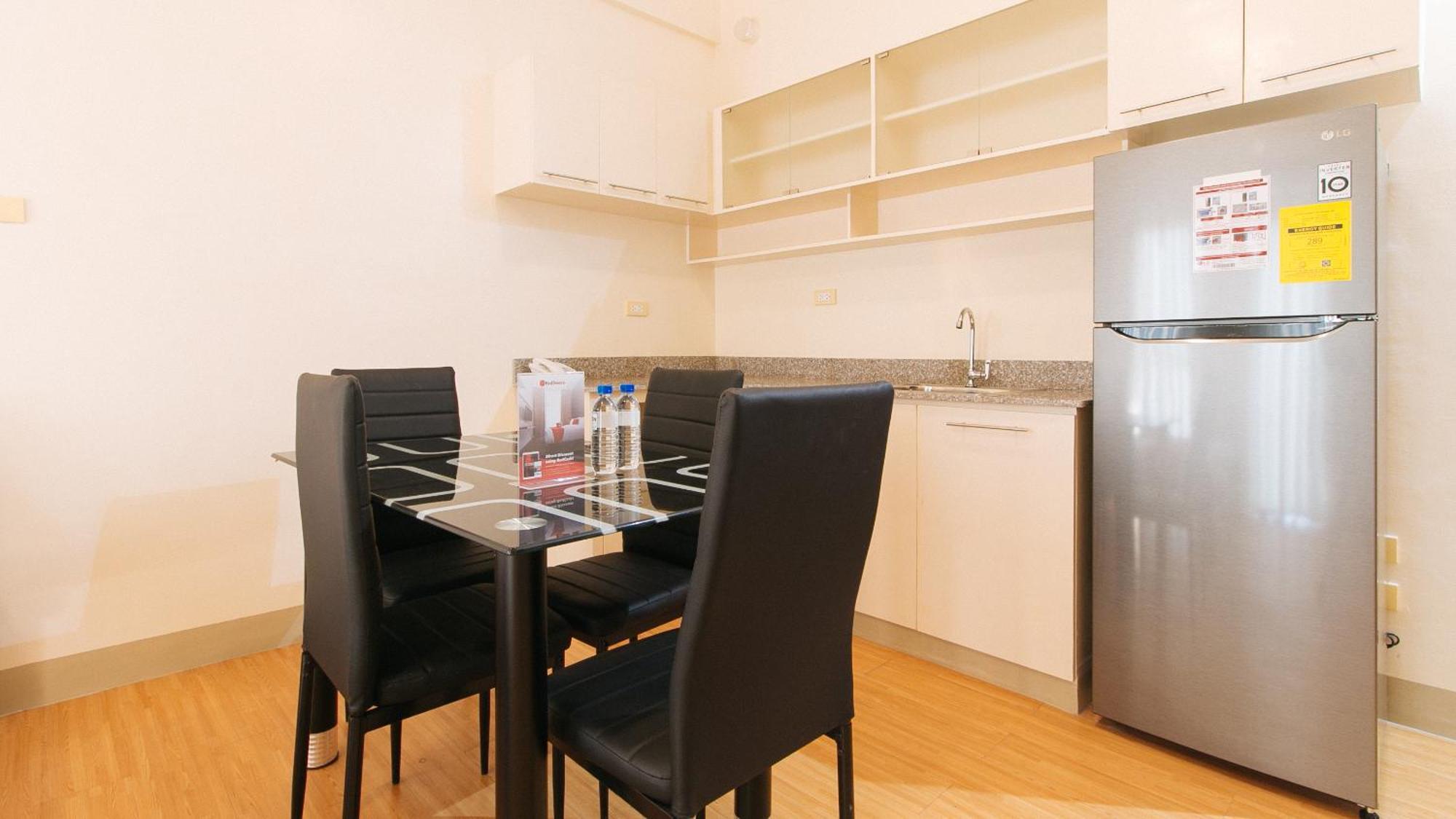 Reddoorz Plus At Alpina Heights Paranaque Paranaque City 외부 사진