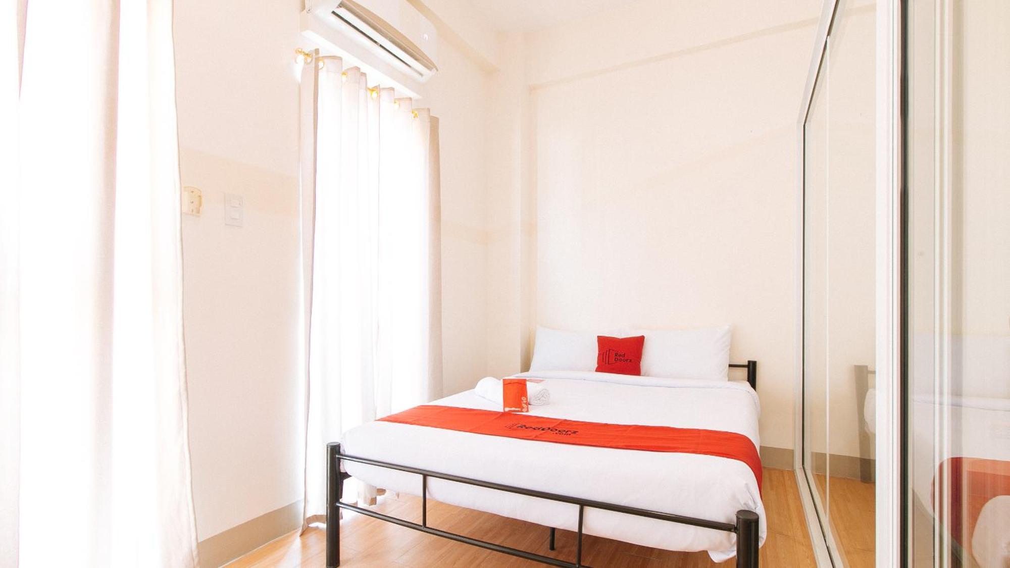 Reddoorz Plus At Alpina Heights Paranaque Paranaque City 외부 사진